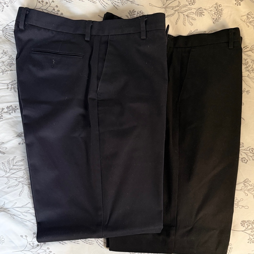 Dockers Men's Dark Navy and Black Dress Pants